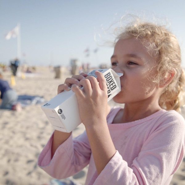 boxed-water-is-better-1464017-unsplash